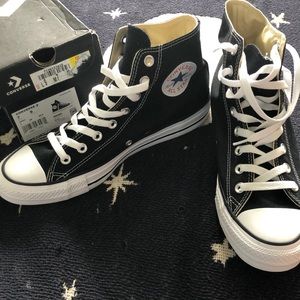 Converse - High Tops - Black - Size 7M 9W